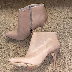 Steve Madden nude booties